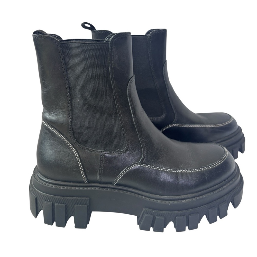 Marc Fisher Womens Morgan Lugsole Chelsea Boot Black Size 6 LIKE NEW